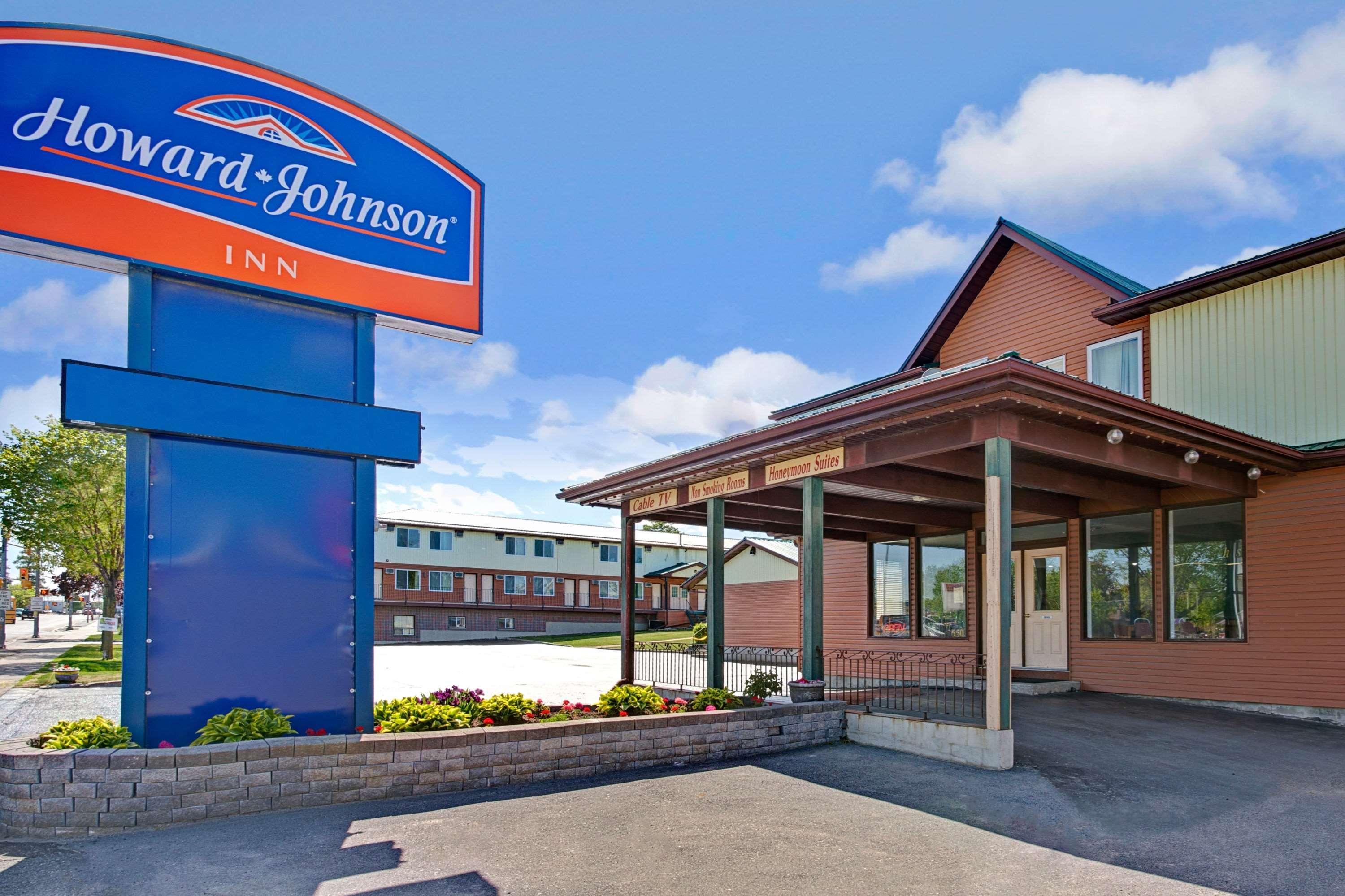Howard Johnson By Wyndham Gananoque Dış mekan fotoğraf
